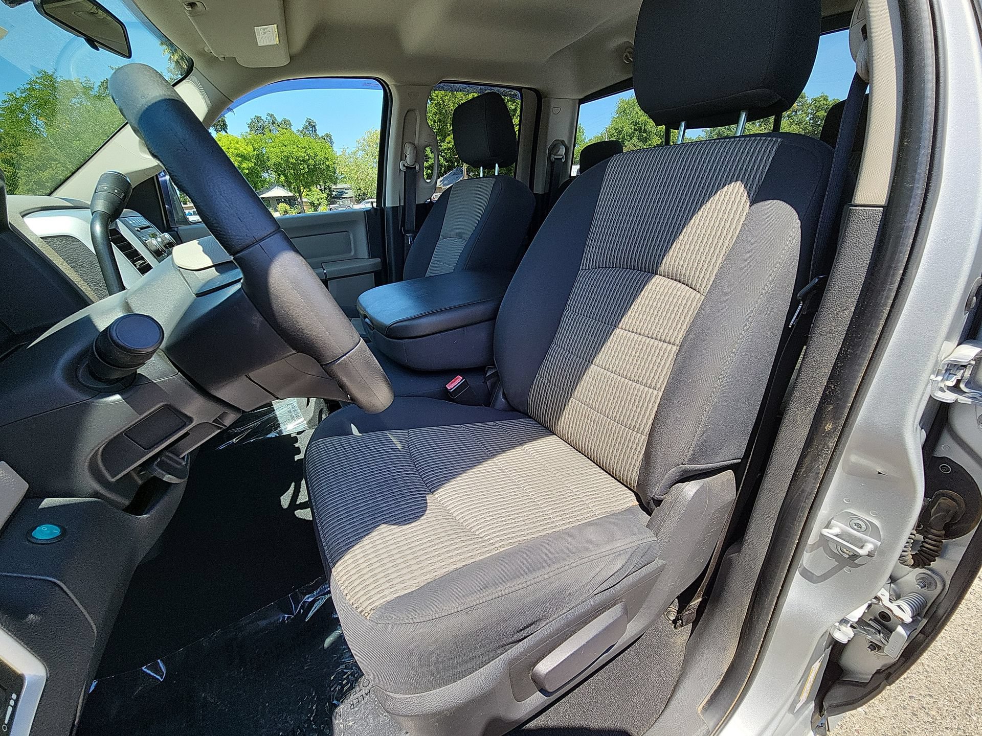 Used 2009 Dodge Ram 1500 Truck SLT AWD/4WD image 13