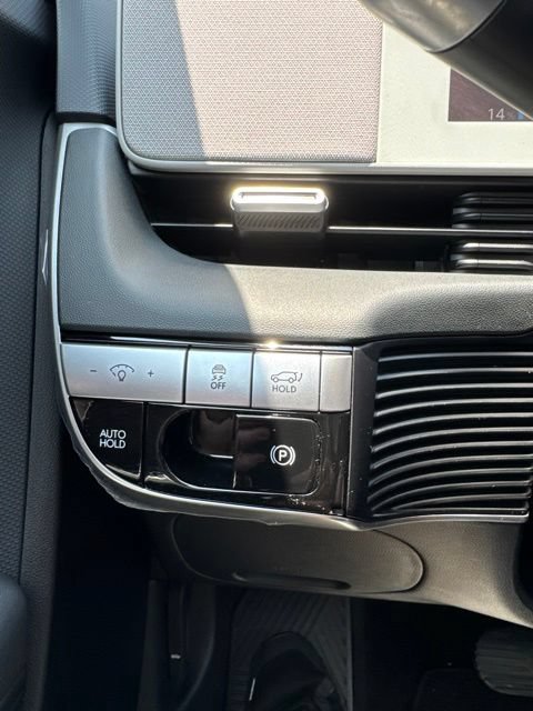 Used 2024 Hyundai Ioniq 5 SEL RWD image 17