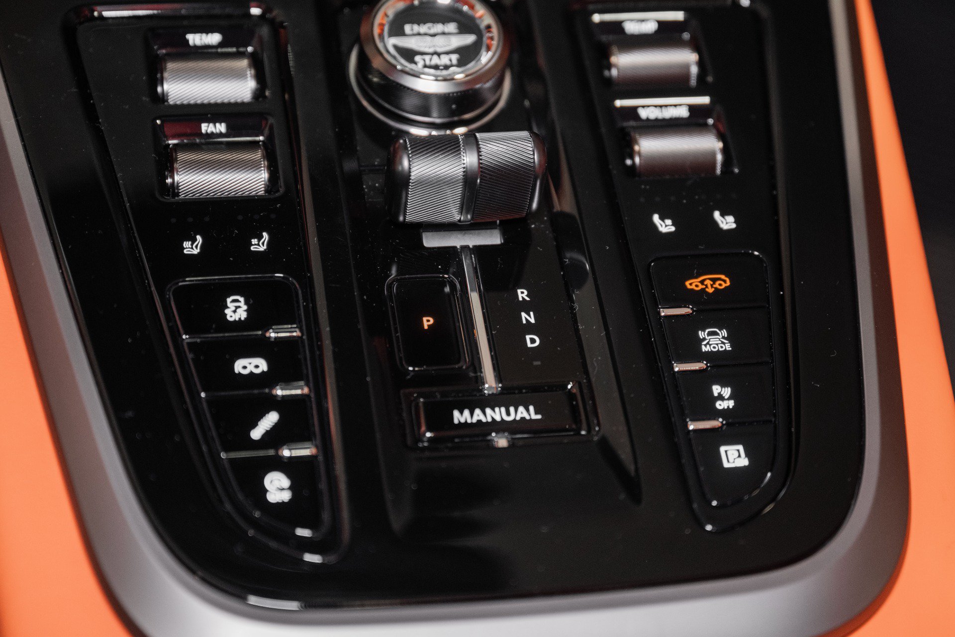 New 2026 Aston Martin DBX 707 AWD/4WD image 38