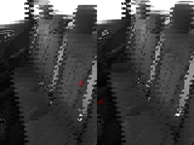 Used 2017 Chrysler 200 Limited Platinum w/ Comfort & Convenience Group FWD image 14