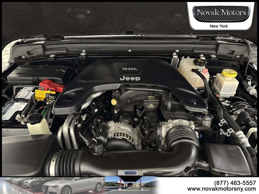 Used 2021 Jeep Gladiator Overland image 15