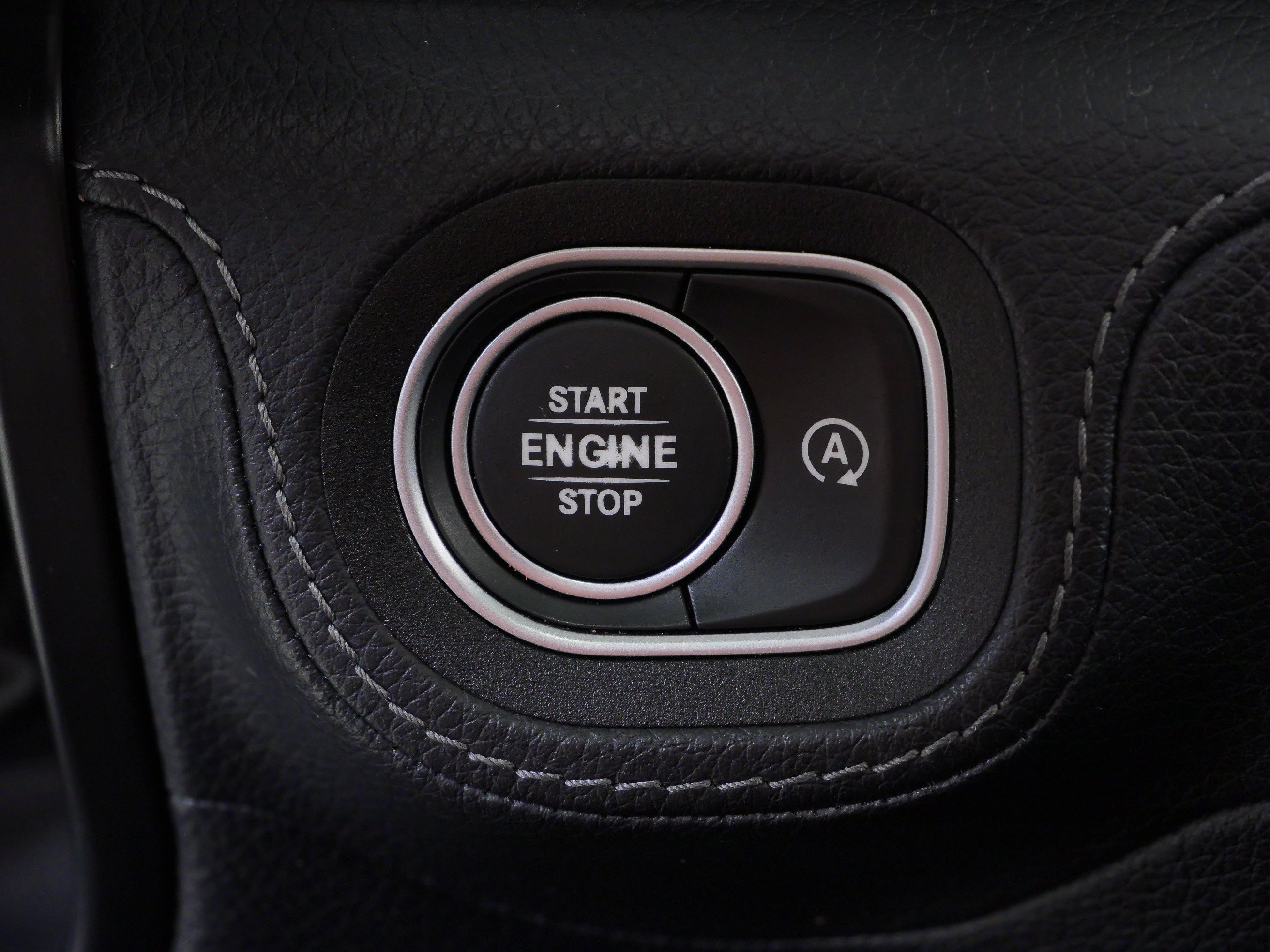Used 2020 Mercedes-Benz GLE 450 4MATIC image 28