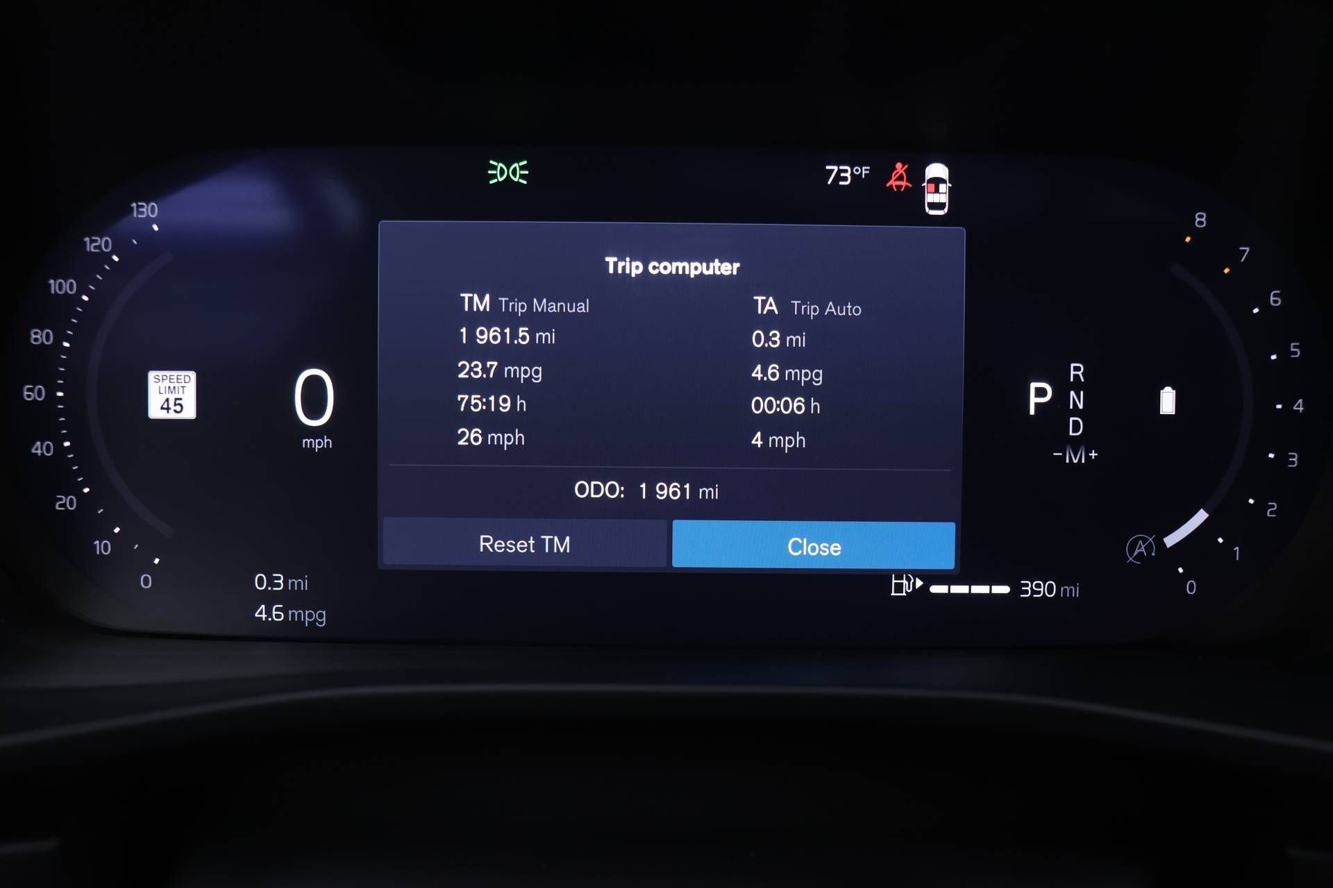 New 2026 Volvo XC40 B5 Plus w/ Protection Package Premier AWD/4WD image 10