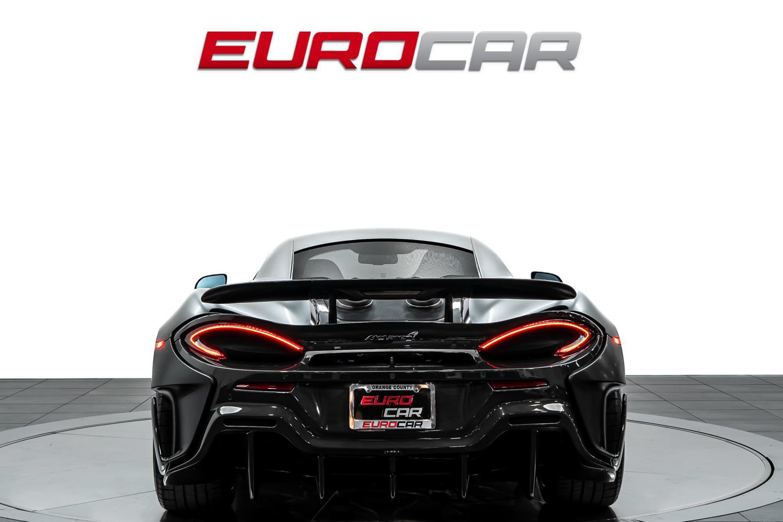 Used 2019 McLaren 600LT RWD image 4