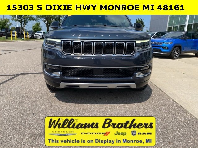 Used 2024 Jeep Wagoneer Series II w/ Flexible Seating Group image 2