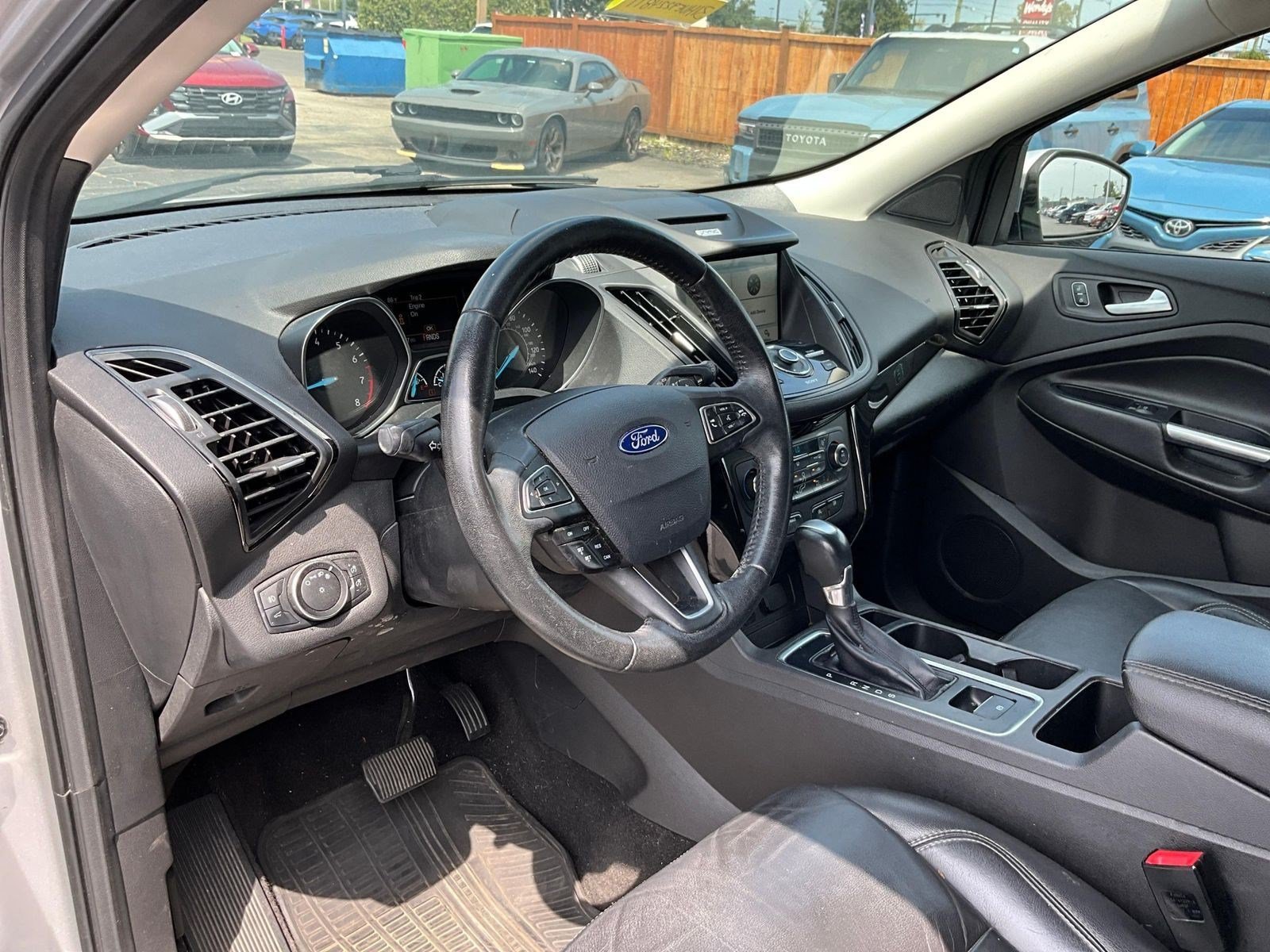 Used 2017 Ford Escape Titanium FWD image 16