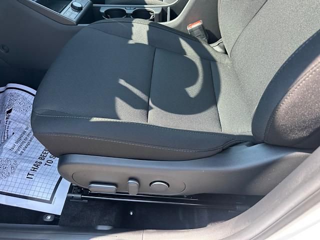New 2025 Hyundai Kona SEL image 8