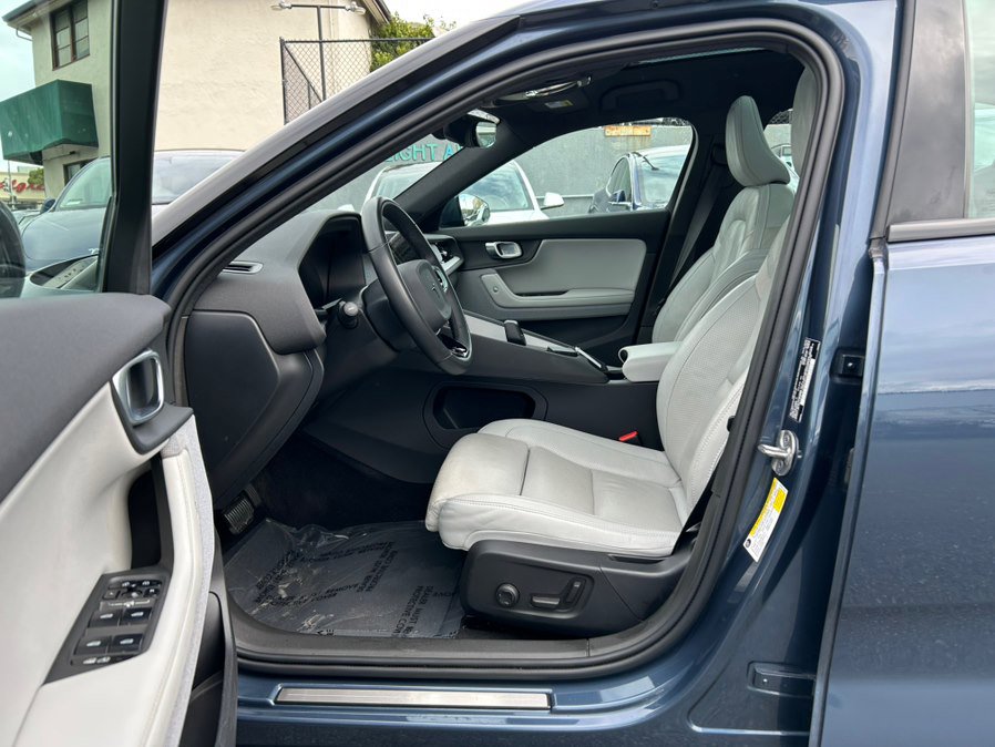 Used 2023 Polestar Polestar 2 w/ Pilot Pack image 11