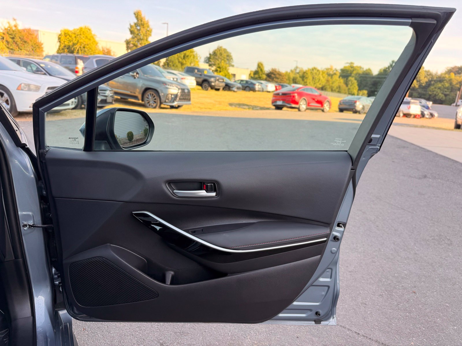 Used 2023 Toyota Corolla XSE FWD image 22