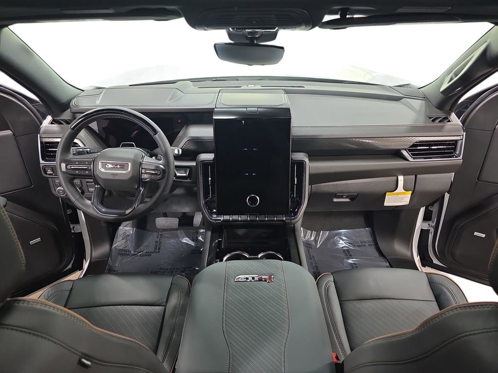 New 2026 GMC Yukon XL AT4 AWD/4WD image 9