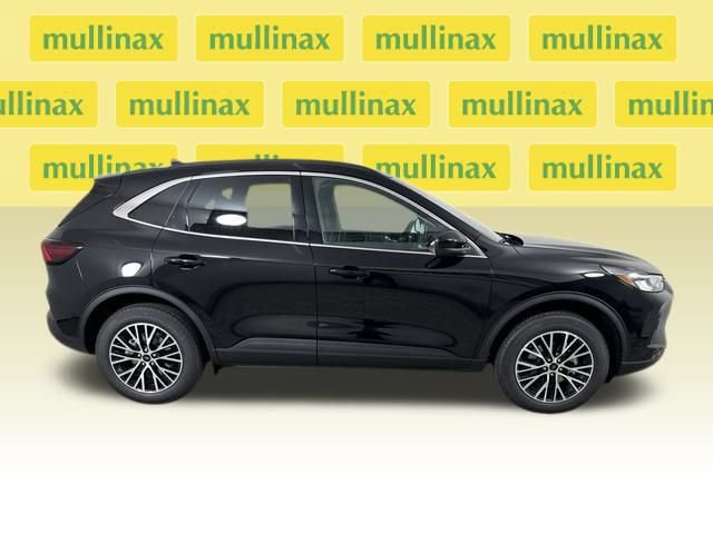 New 2025 Ford Escape SE FWD image 20