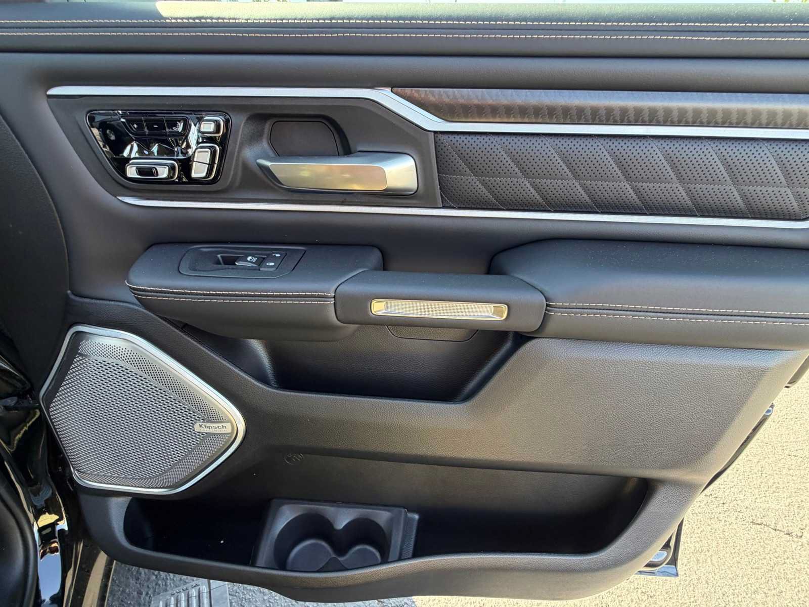 New 2026 RAM 1500 Tungsten AWD/4WD image 18
