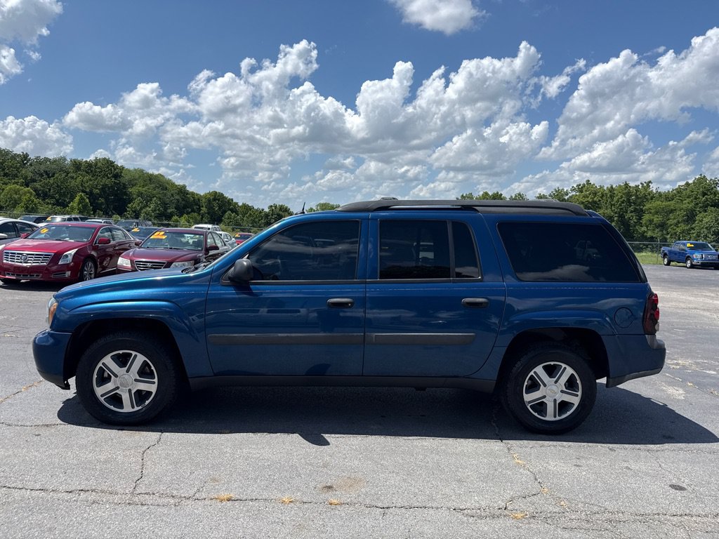 Used 2005 Chevrolet TrailBlazer 2WD w/ LS Preferred Equipment Group image 1