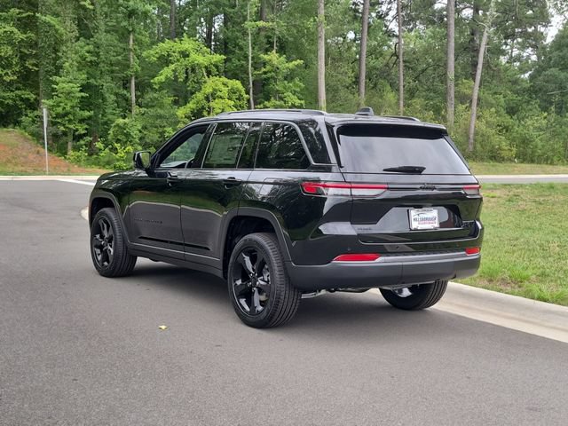 New 2026 Jeep Grand Cherokee Limited w/ Limited Altitude Package AWD/4WD image 11