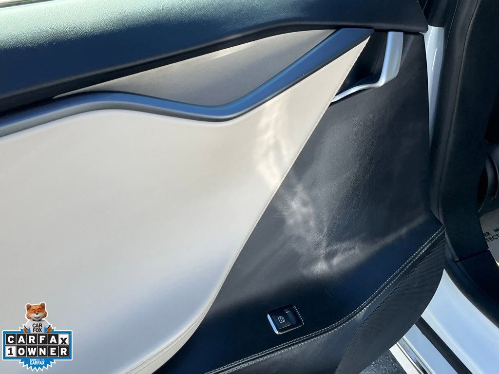 Used 2018 Tesla Model S 75D image 33
