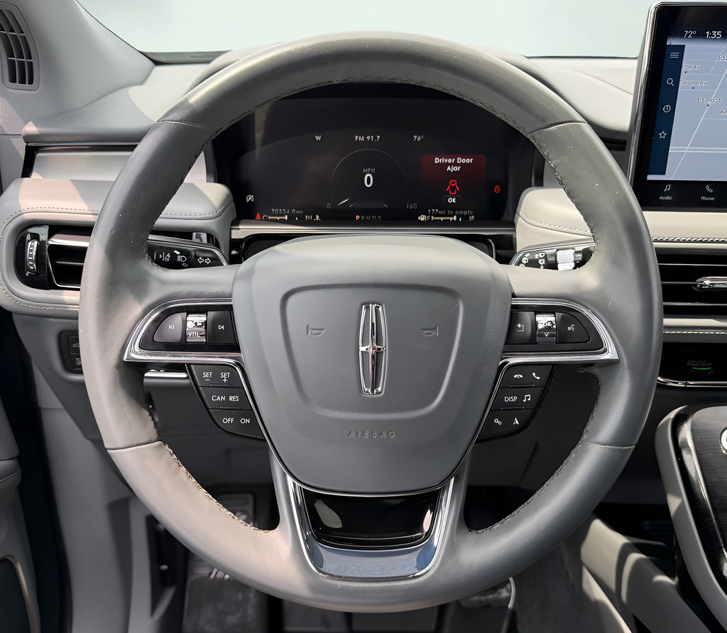 Used 2021 Lincoln Nautilus Reserve FWD image 38