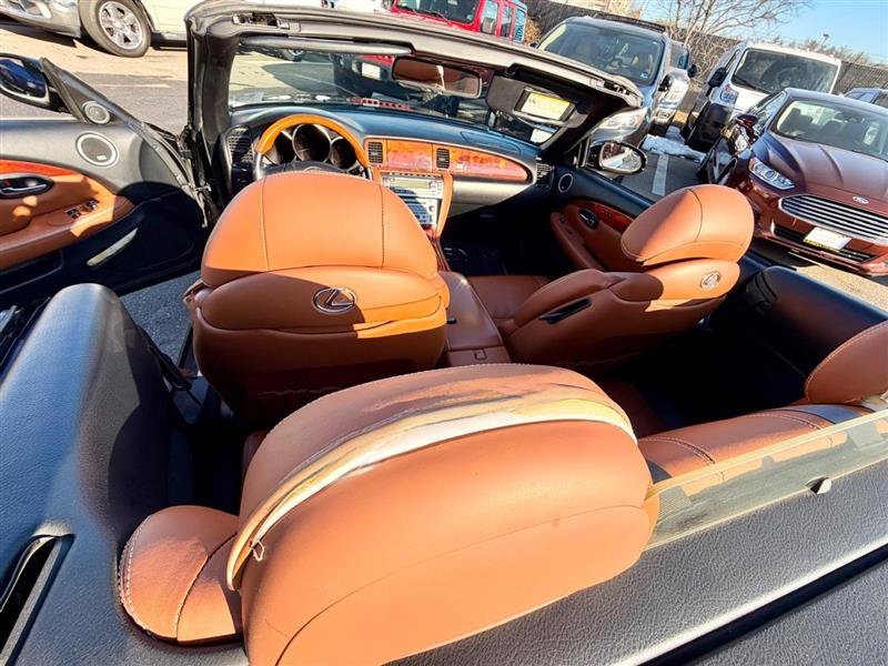 Used 2007 Lexus SC 430 Convertible RWD image 9