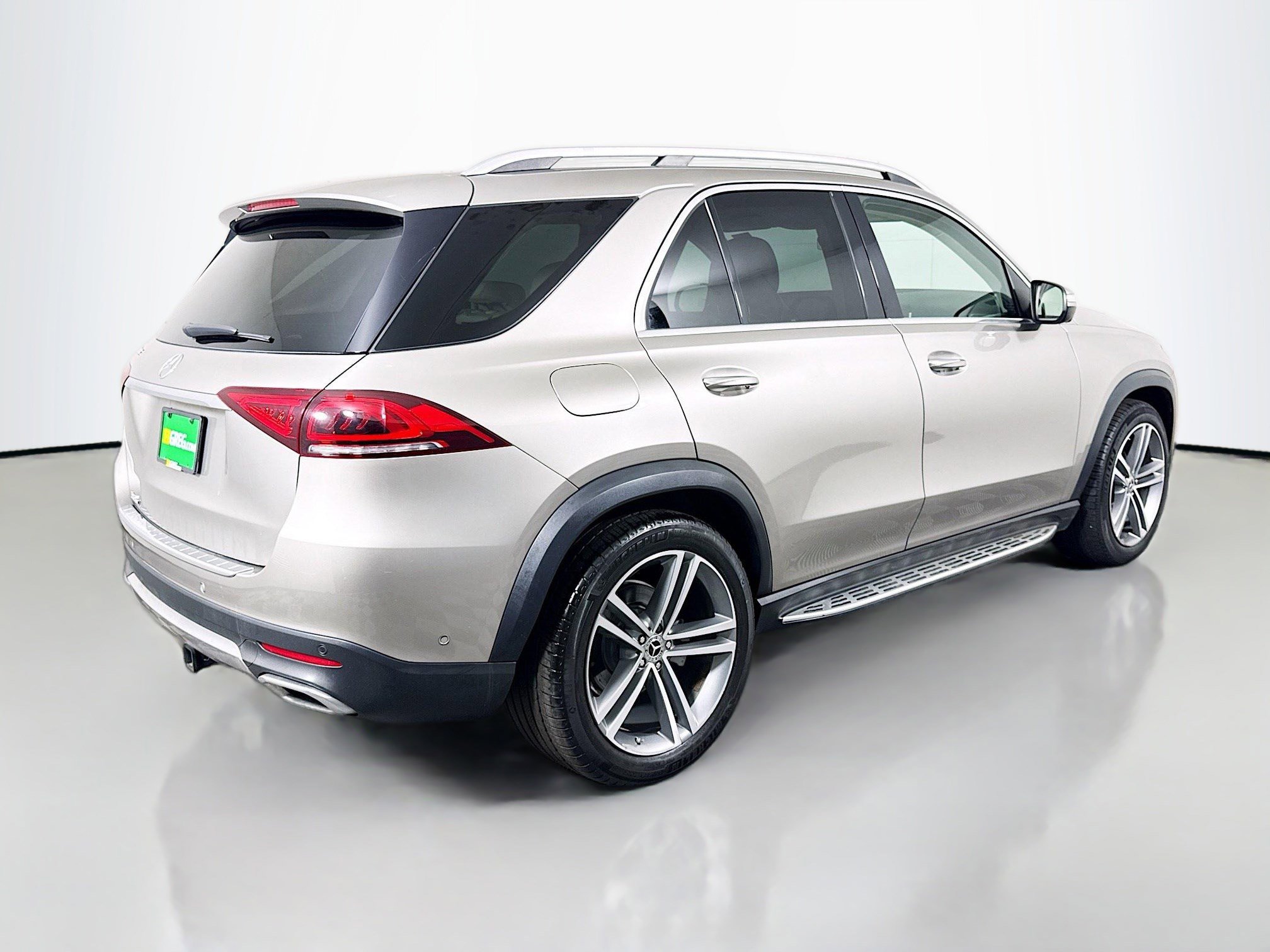 Used 2021 Mercedes-Benz GLE 350 w/ Premium Package image 10
