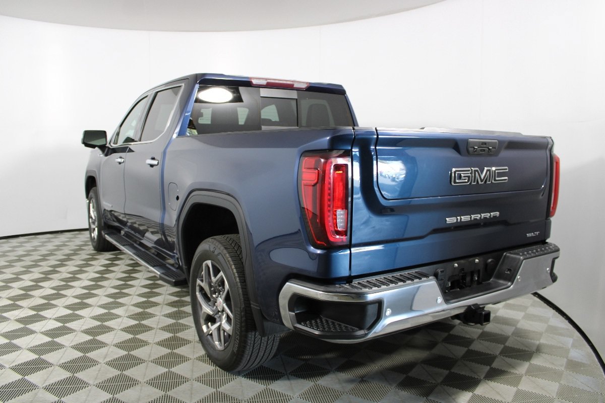 Used 2021 GMC Sierra 1500 SLT w/ SLT Premium Plus Package RWD image 31