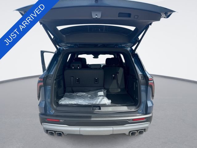 New 2026 Chevrolet Traverse LT w/ Sun and Wheel Package FWD image 25