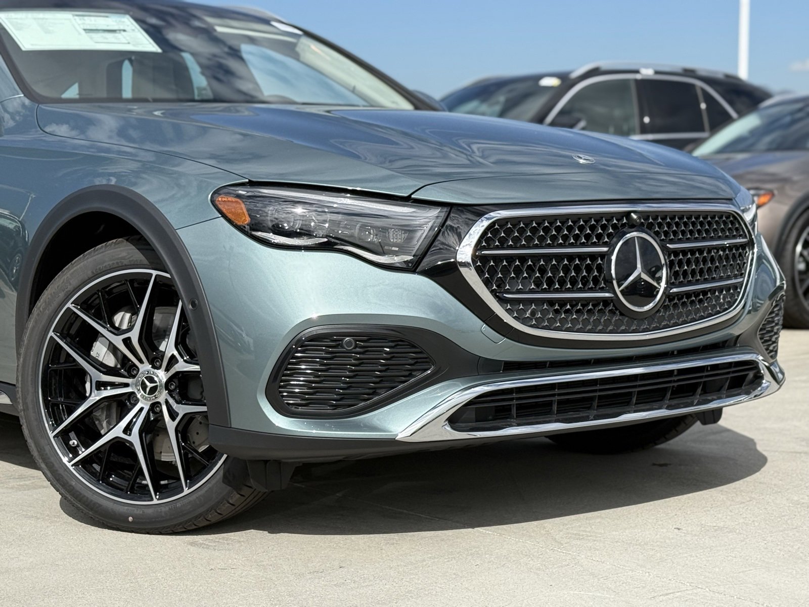 New 2026 Mercedes-Benz E 450 4MATIC All-Terrain Wagon image 3