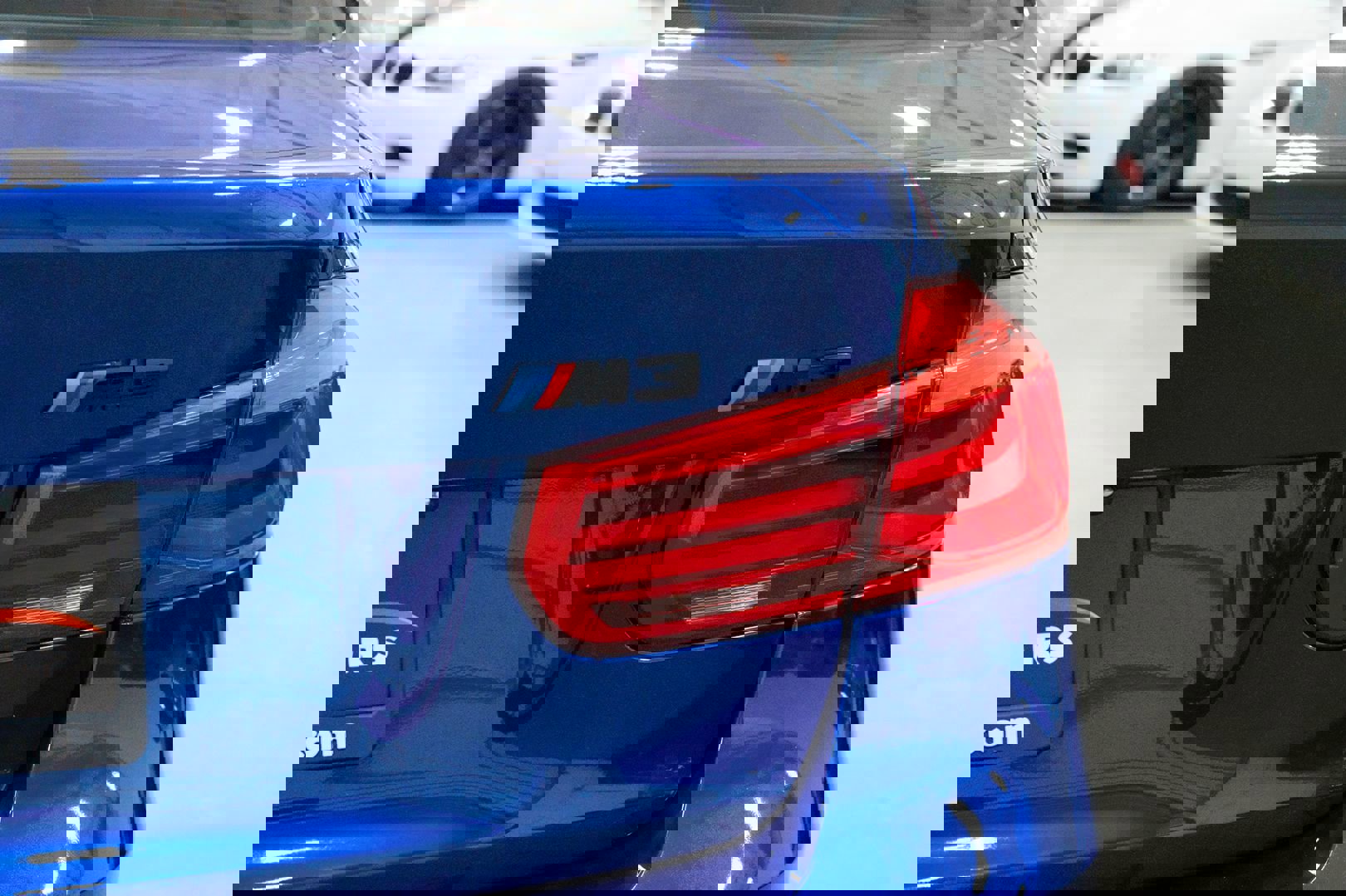 Used 2016 BMW M3 Individual w/ Lighting Package image 9