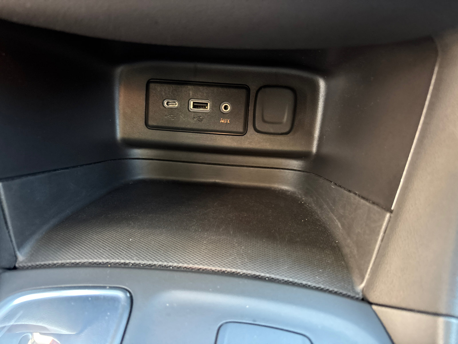 Used 2024 Chevrolet Equinox LT image 23