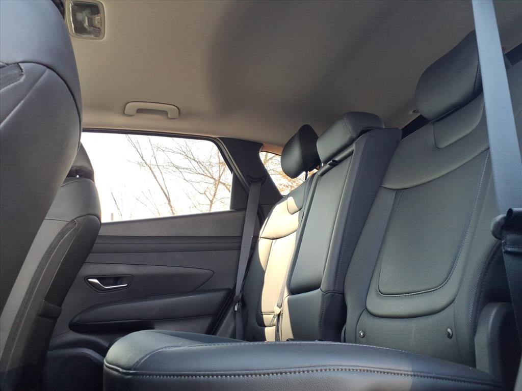 Certified 2025 Hyundai Tucson SEL AWD/4WD image 15