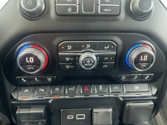 Used 2019 Chevrolet Silverado 1500 LTZ w/ LTZ Plus Package AWD/4WD image 17