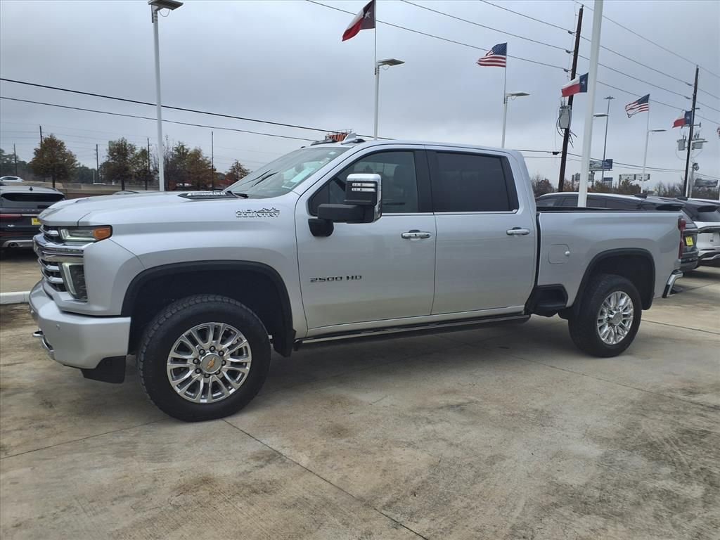 Used 2023 Chevrolet Silverado 2500 High Country w/ LPO, Hitch Package image 3