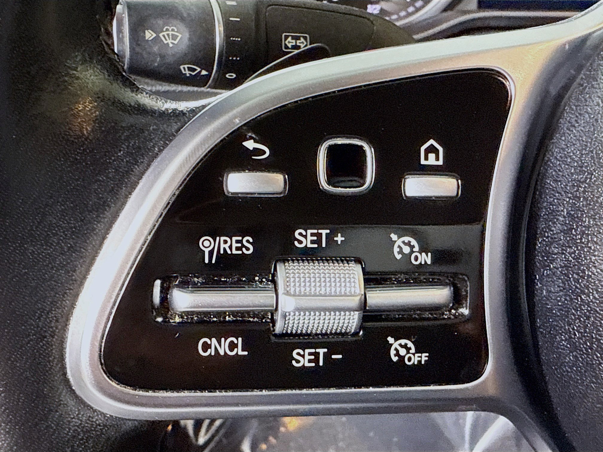 Used 2020 Mercedes-Benz C 300 Sedan image 14