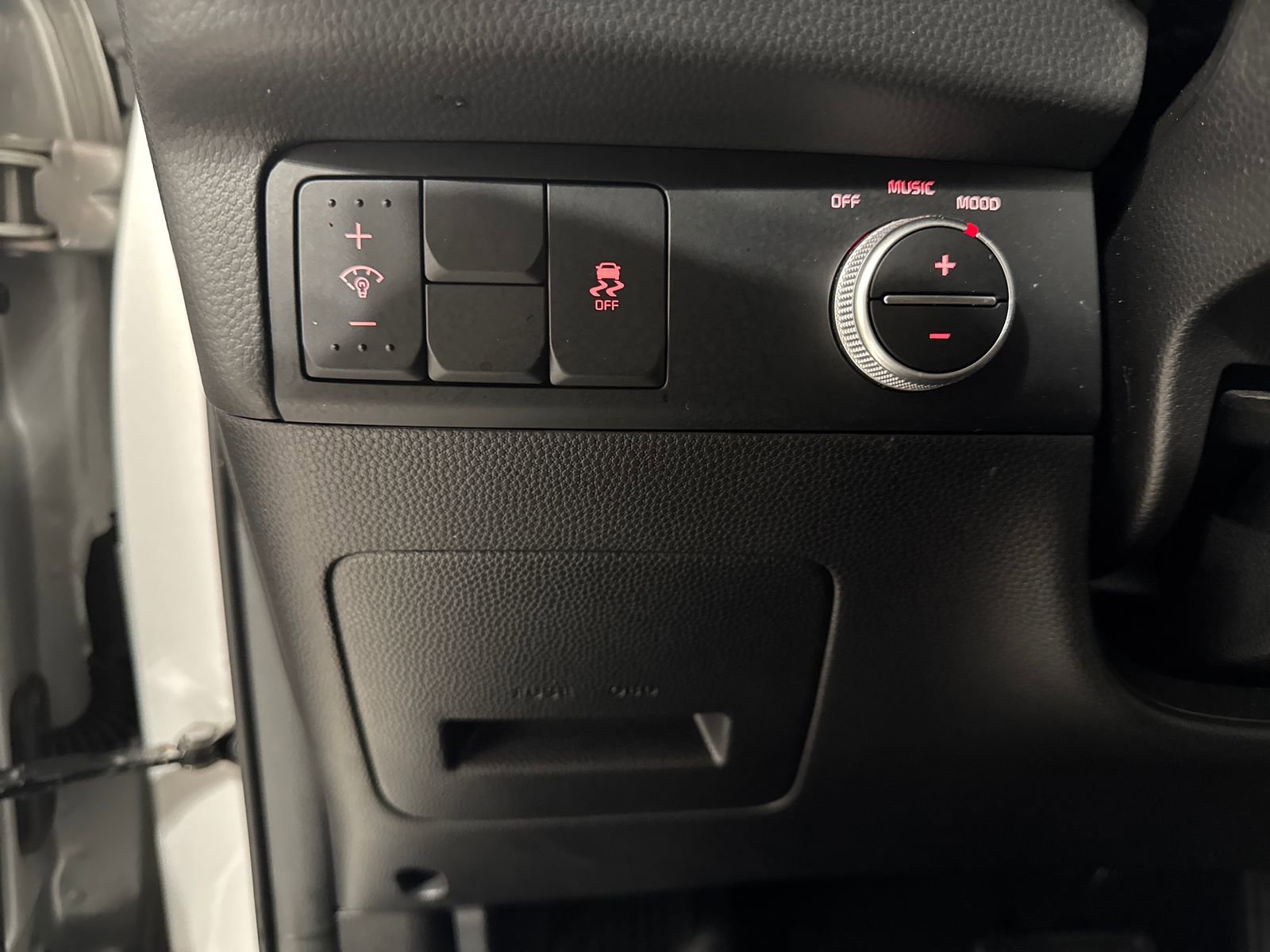 Used 2016 Kia Soul + w/ Audio Package FWD image 17