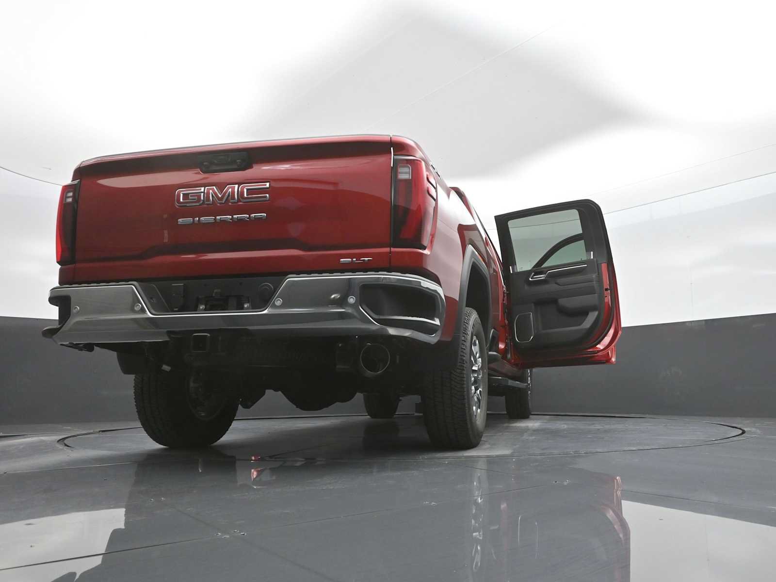 New 2026 GMC Sierra 2500 SLT w/ SLT Premium Package AWD/4WD image 44