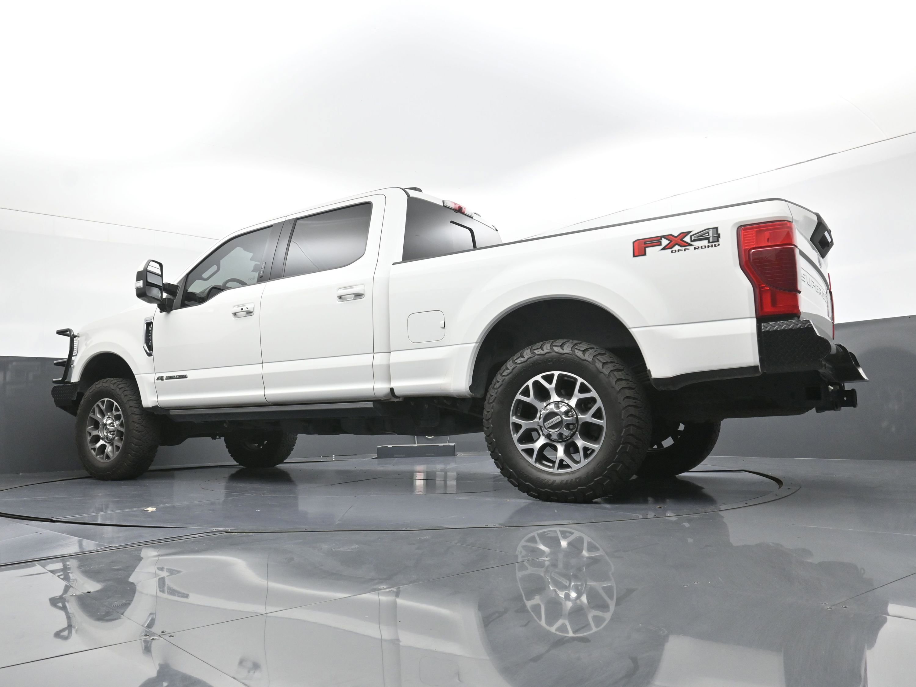 Used 2021 Ford F250 Lariat w/ Lariat Ultimate Package image 33