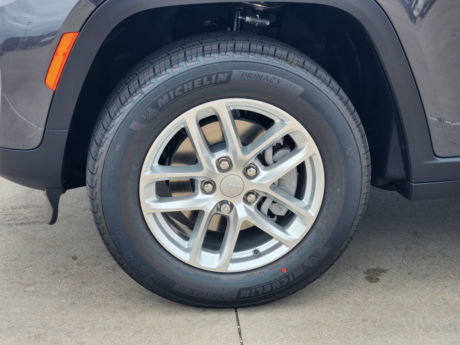 New 2026 Jeep Grand Cherokee Laredo RWD image 11
