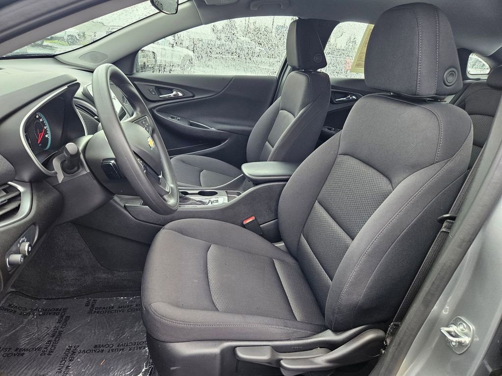 Certified 2025 Chevrolet Malibu LS image 14