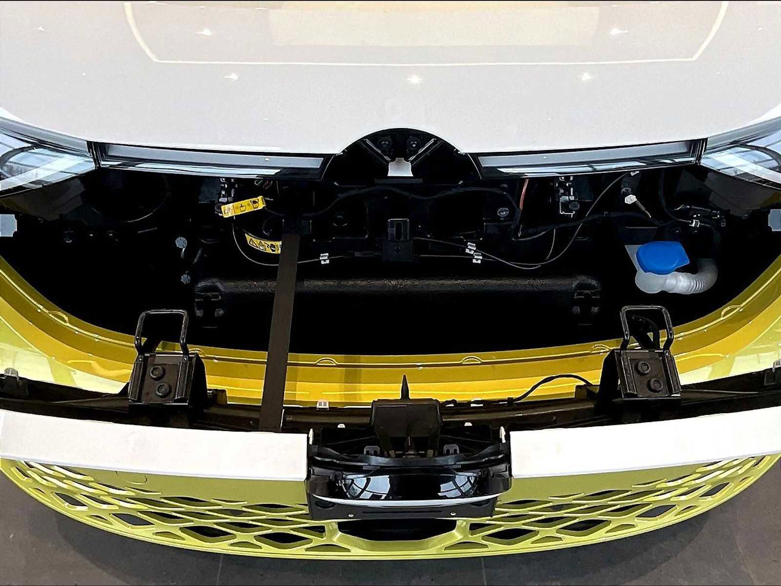 New 2025 Volkswagen ID. Buzz 1st Edition image 16