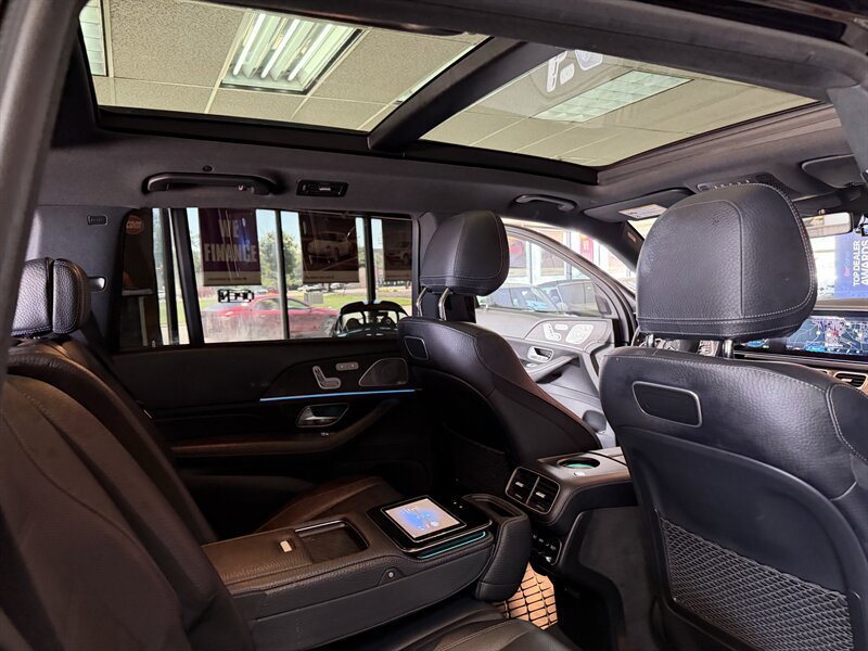 Used 2020 Mercedes-Benz GLS 580 4MATIC image 31