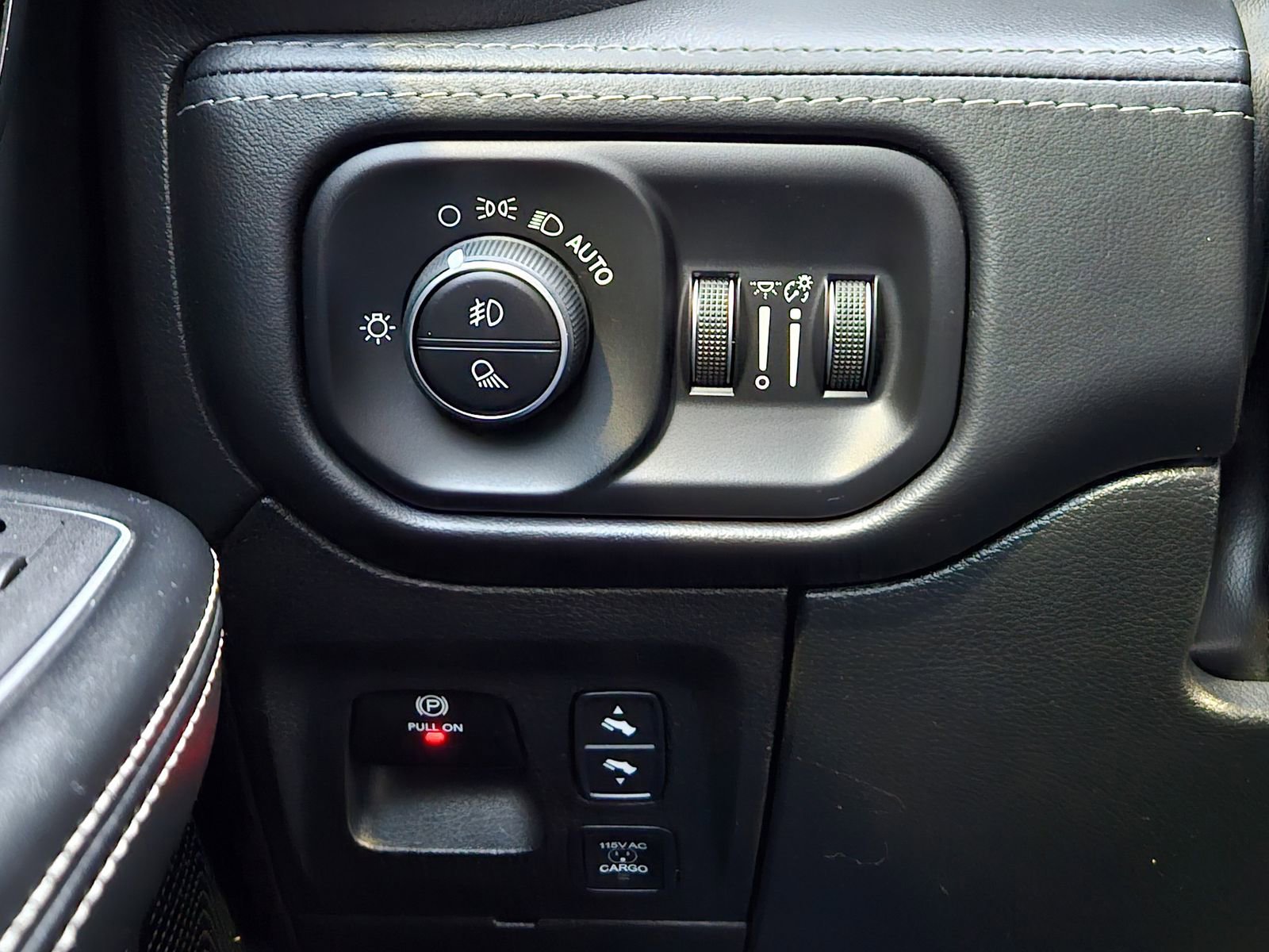 Used 2022 RAM 1500 Limited w/ Night Edition image 22