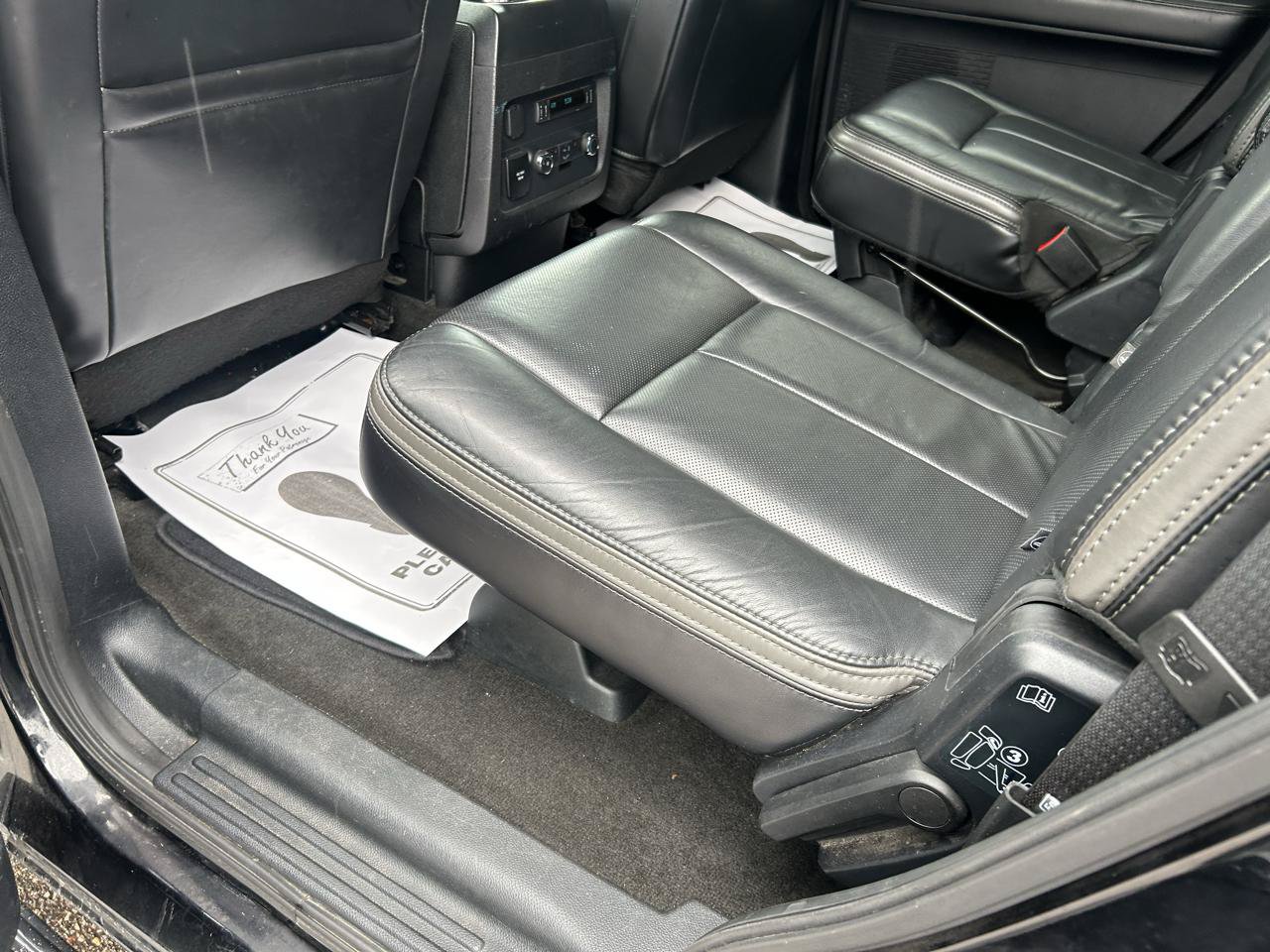 Used 2016 Ford Expedition Platinum AWD/4WD image 9
