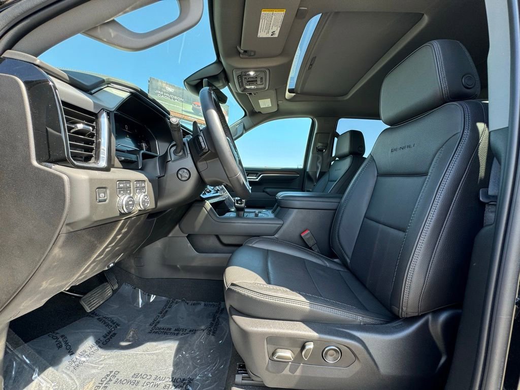 Used 2025 GMC Sierra 1500 Denali AWD/4WD image 28