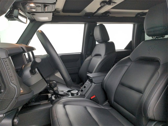 Used 2025 Ford Bronco Badlands image 26