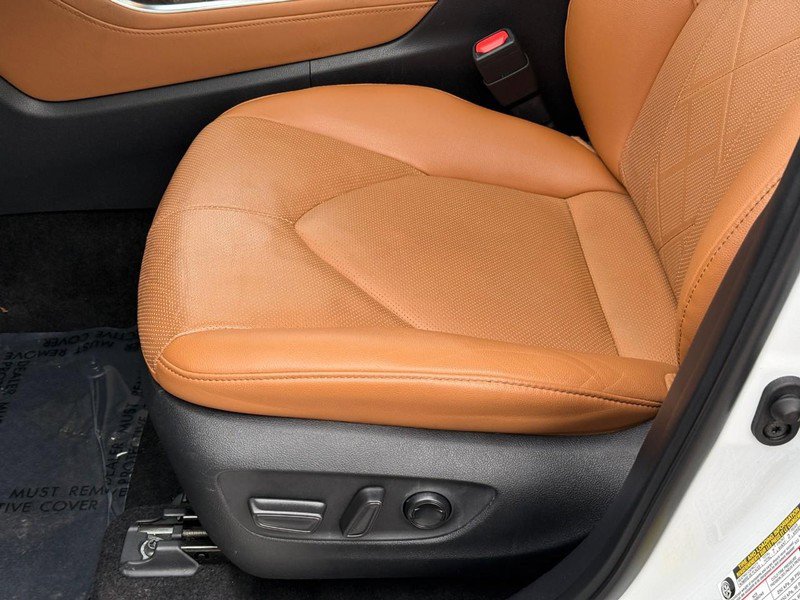 Used 2024 Toyota Highlander Platinum image 23