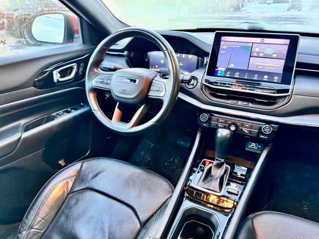 Used 2022 Jeep Compass Limited w/ (RED) Package image 16