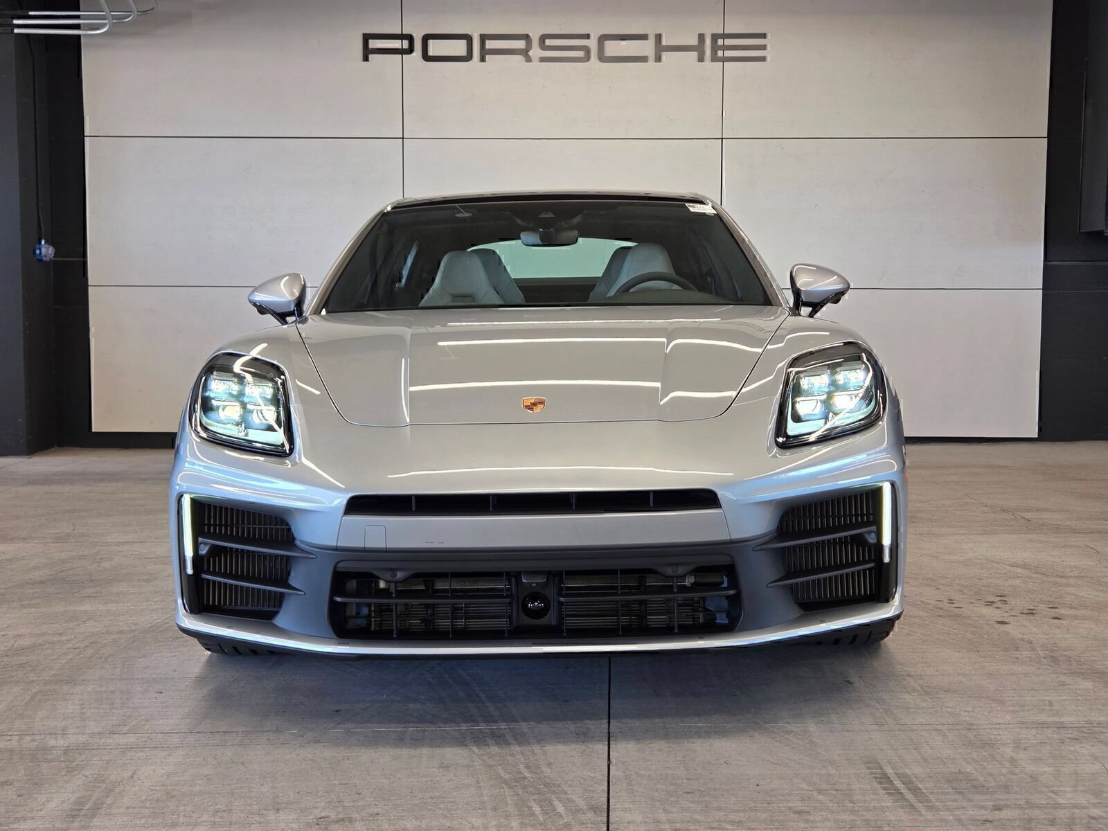 Certified 2026 Porsche Panamera RWD image 29