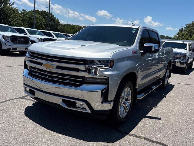 Certified 2022 Chevrolet Silverado 1500 LTZ w/ LTZ Premium Package AWD/4WD image 4