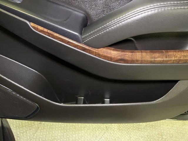 Used 2018 Chevrolet Suburban LT image 70