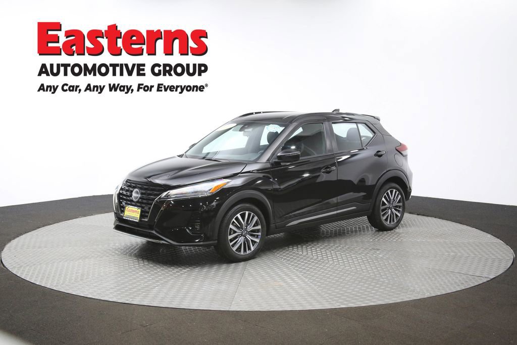 Used 2024 Nissan Kicks SR image 56