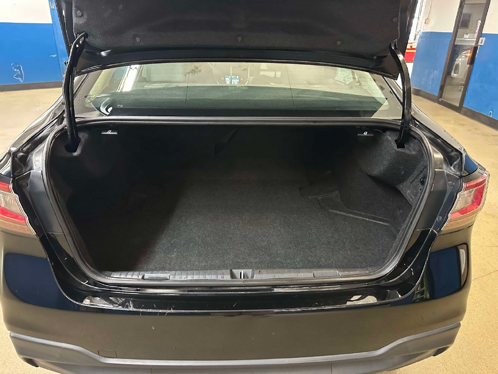 Used 2023 Subaru Legacy Premium AWD/4WD image 25