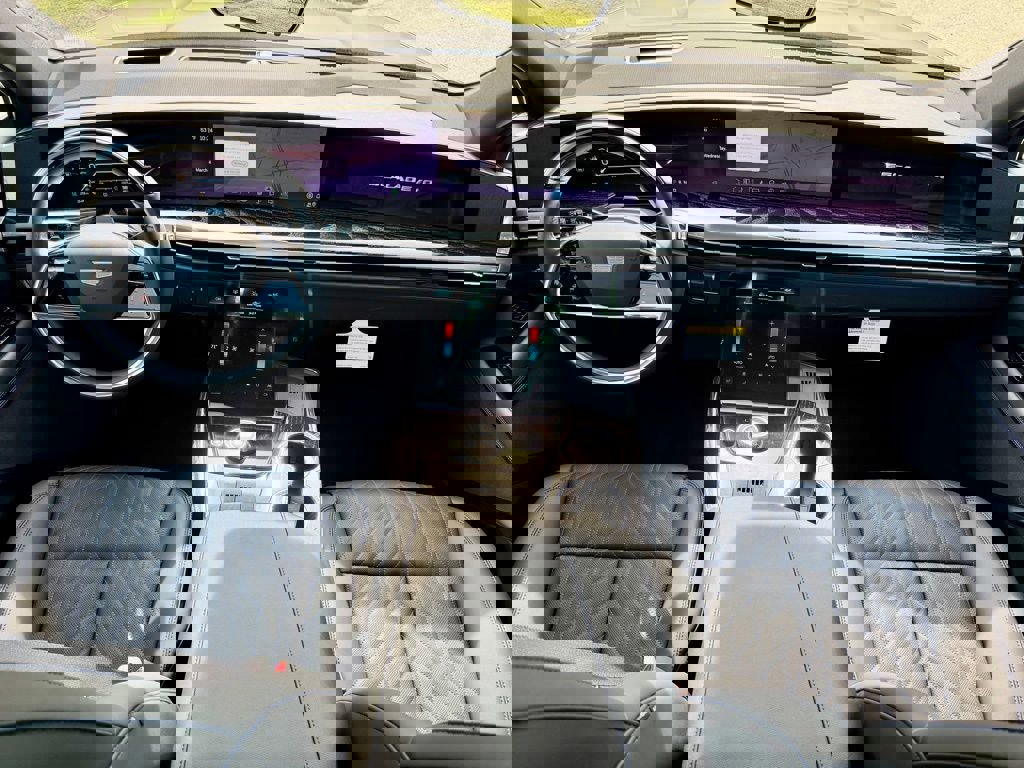 New 2026 Cadillac Escalade IQ Sport 1 w/ LPO, ONYX Package image 14